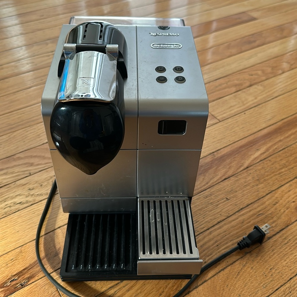 Nespresso DeLonghi espresso machine